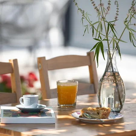 Akasti Slow Living * Paralia Sikias